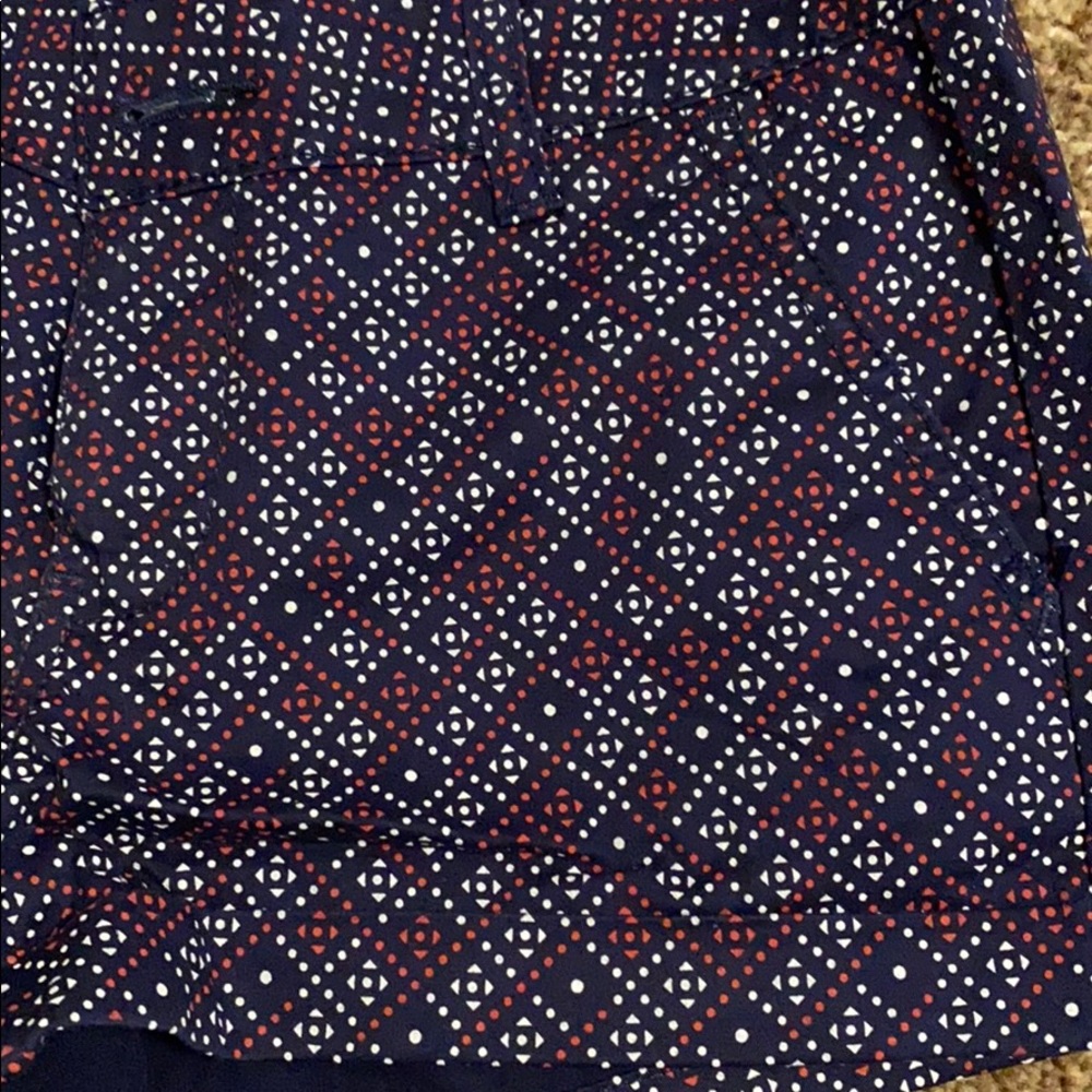SO Patterned Shorts - Picture 2 of 3